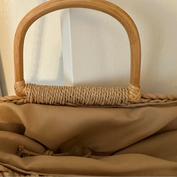 New Jewel & Clara Camel bamboo handle long straps woven straw bag lined - Picture 6 of 10